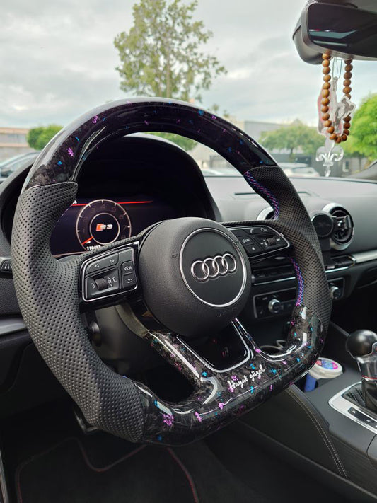 Volant sport Audi carbone forgé couleurs éclatées