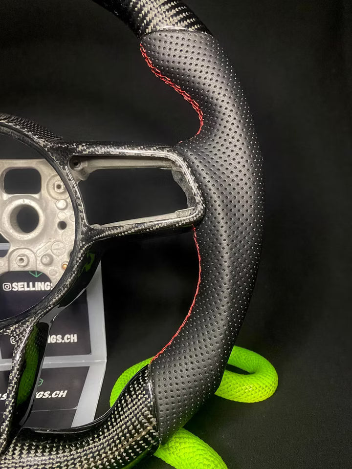 Porsche Volant Sport Carbone (DEL)