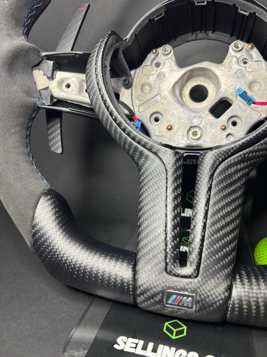 Volant sport BMW Carbone mat Série F