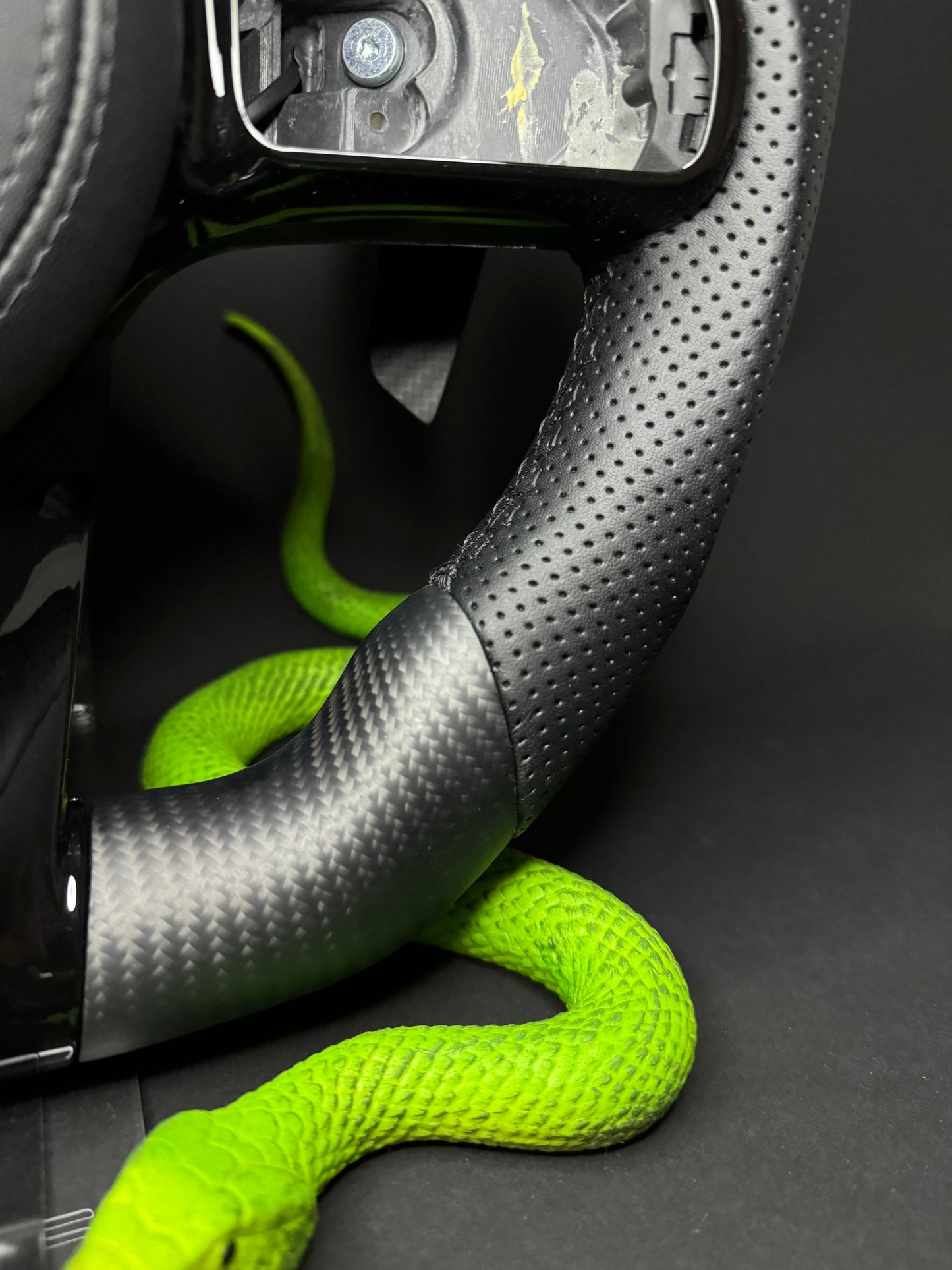 Volant Sport Mercedes AMG Carbone Mat (LED)