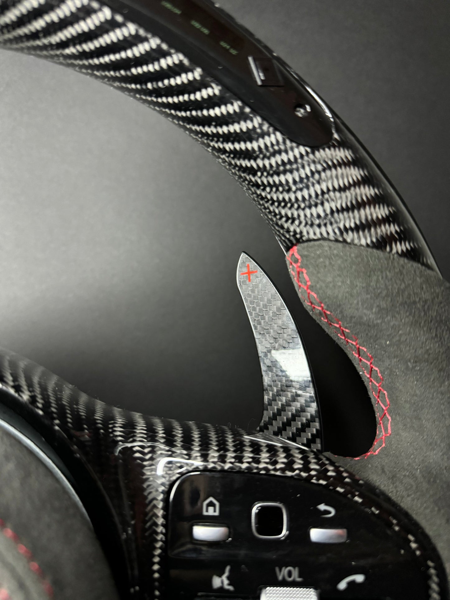 Volant Sport Carbone Mercedes AMG (LED)