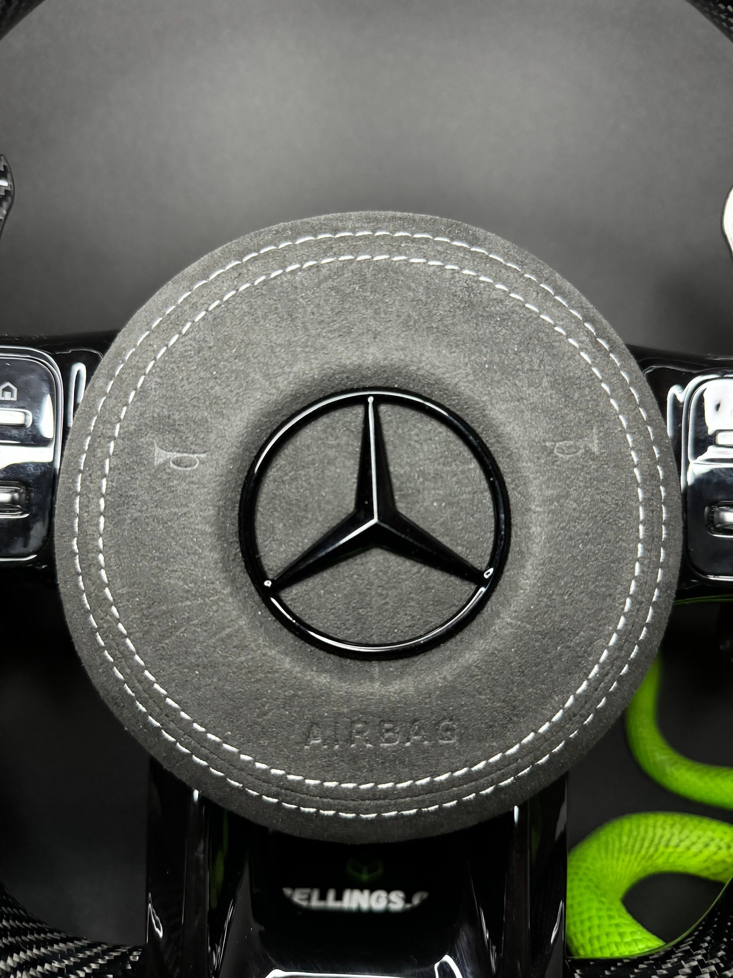 Volant Sport Carbone Mercedes AMG (LED)