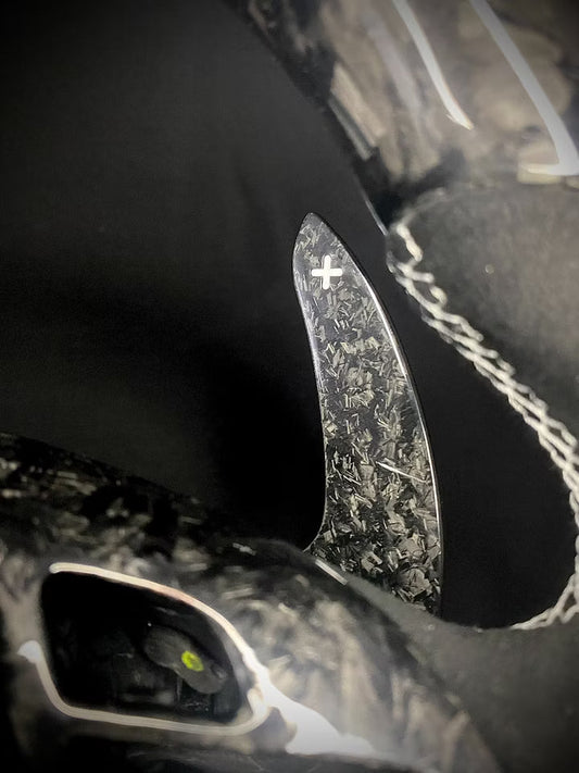 VW Forged Carbon Schaltwippen (Universal)