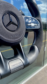 Volant Sport Mercedes AMG Carbone Mat (LED)
