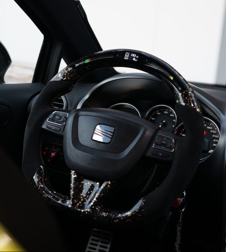 Volant sport Seat Cupra carbone forgé coloré (LED)
