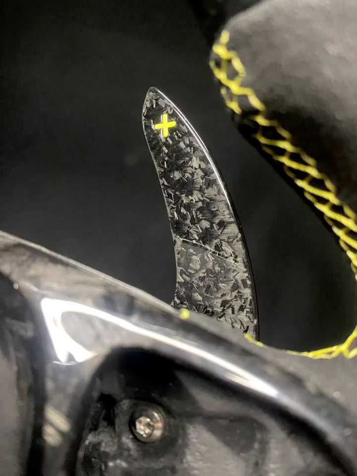 BMW Forged Carbon Schaltwippen (Universal)