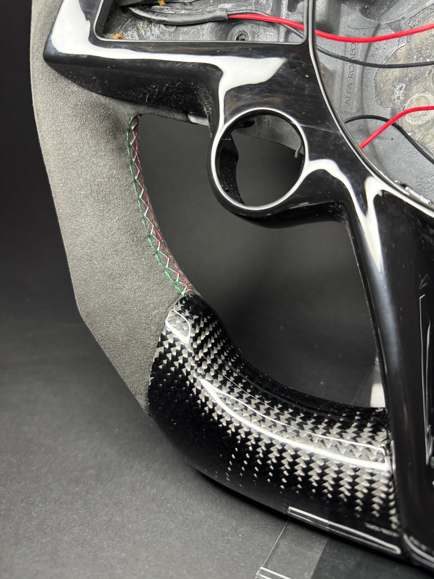 Volant sport en carbone Alfa Romeo (LED)