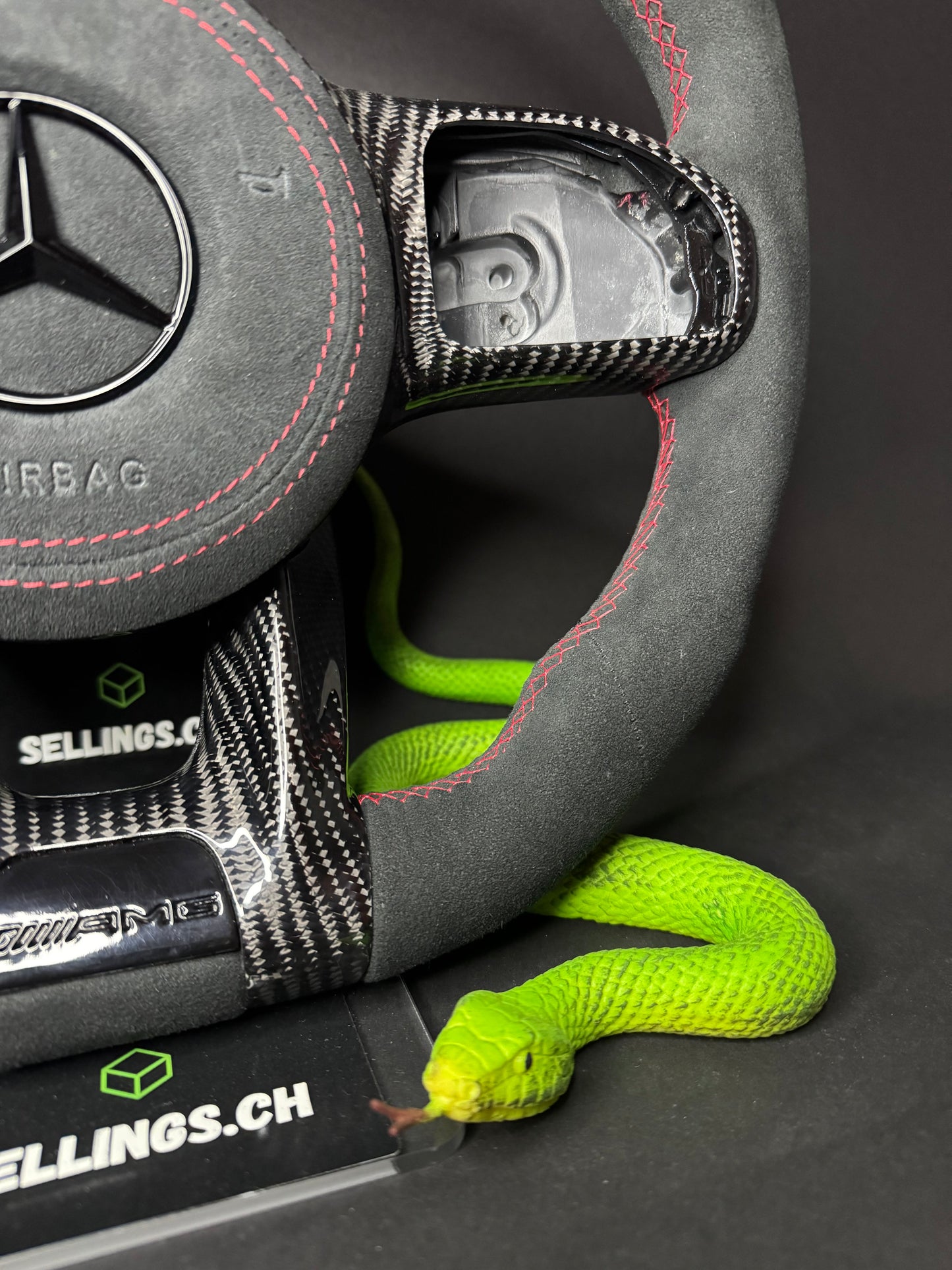 Volant Sport AMG Alcantara Mercedes (mise à niveau Facelift)
