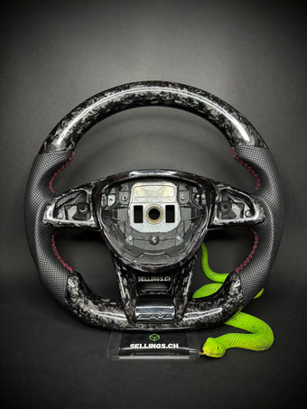 compare product Volant Sport Mercedes AMG Carbone Forgé