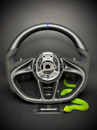 compare product McLaren Sportlenkrad Carbon Matt