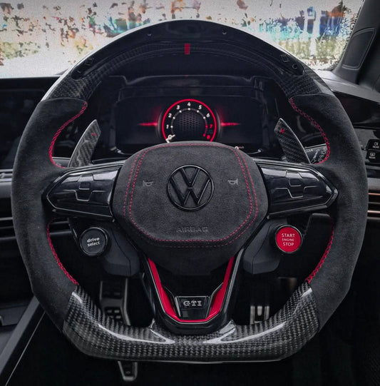 Volant sport VW Golf 8 en carbone (LED)
