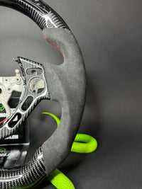 Nissan GTR Volant Sportif Carbone (LED)