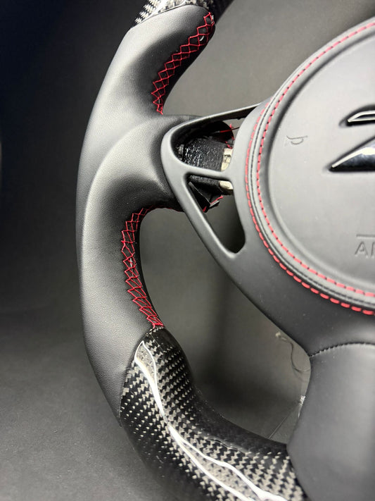 Nissan 370z Sportlenkrad Carbon (LED)