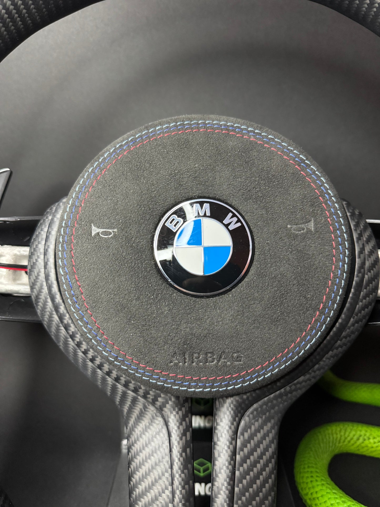 Volant sport BMW Carbone Mat (LED) Série F