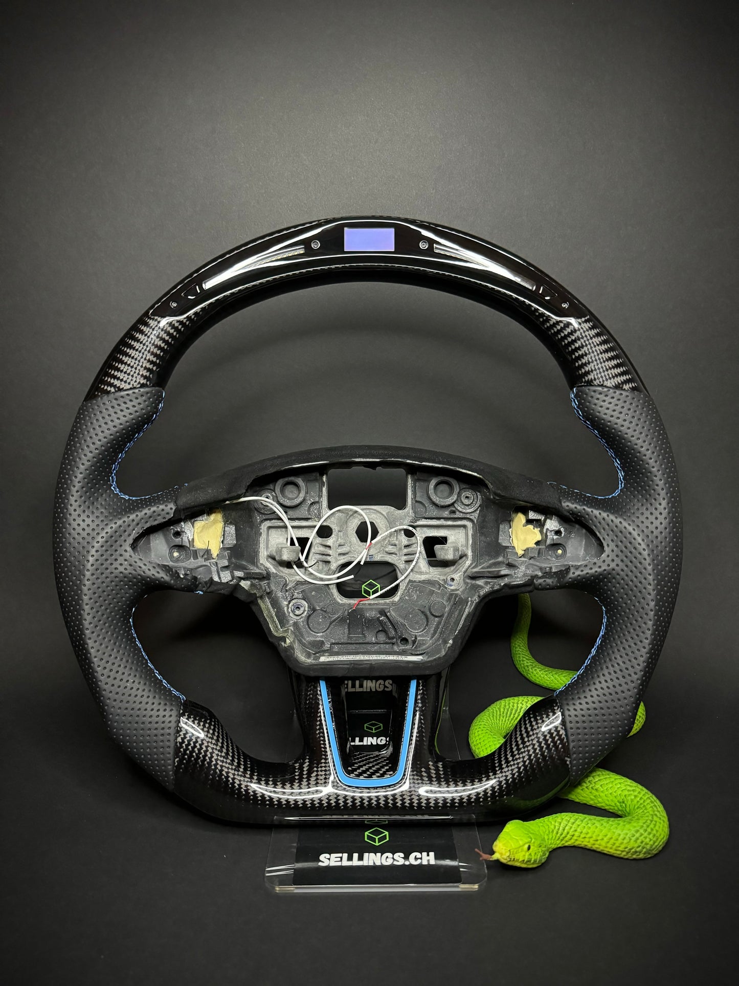 Skoda Sport Steering Wheel Carbon (LED)