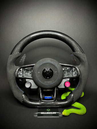compare product VW Golf 7/7.5 Volant Sport Carbone R8
