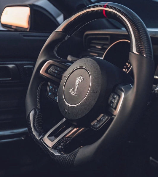 Volant sport en carbone pour Ford Mustang