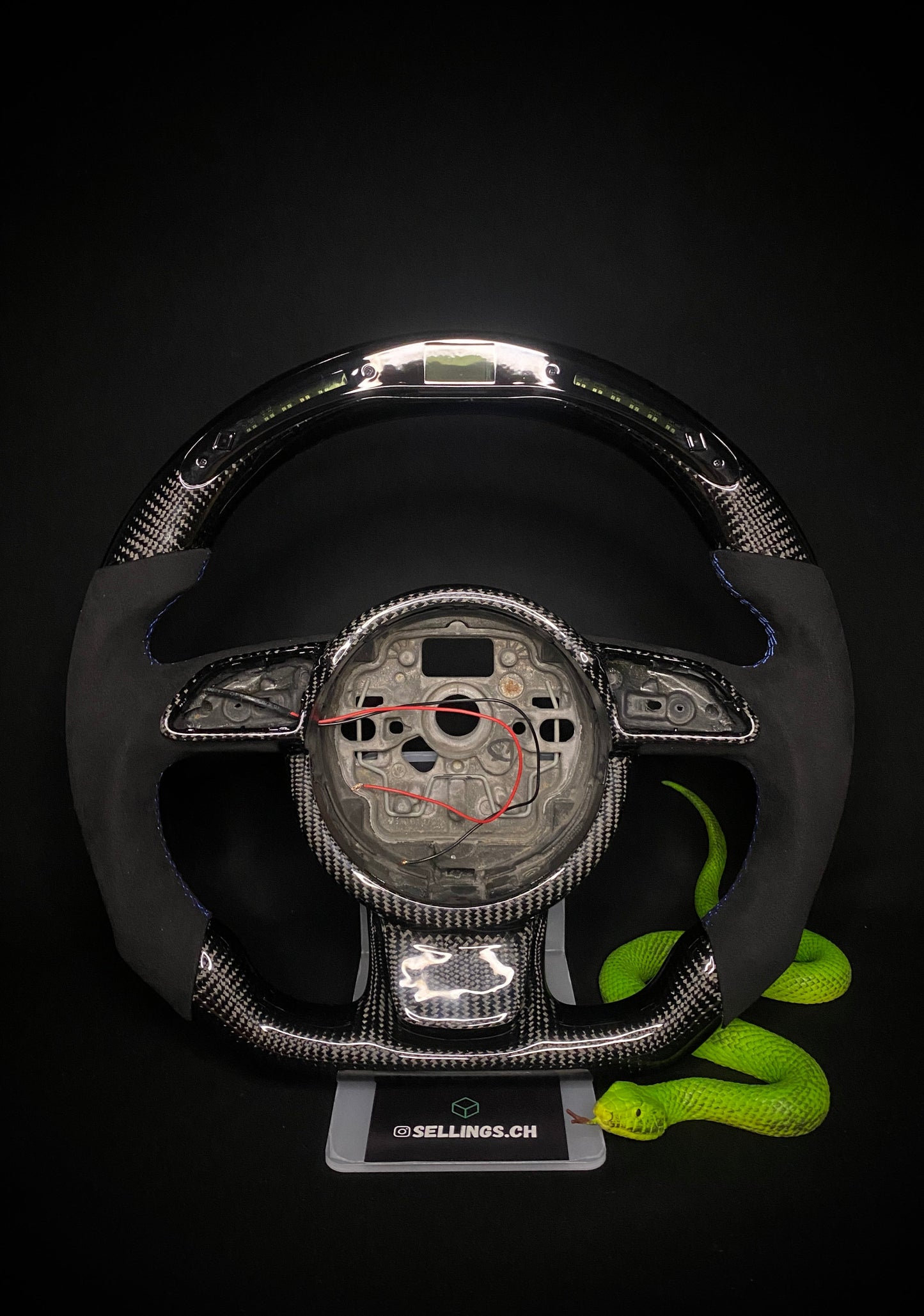 Volant sport Audi carbone (DEL)