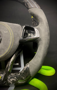 Volant sport Mercedes AMG Carbone forgé (LED)