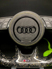 Volant sport Audi carbone forgé couleurs éclatées (LED)