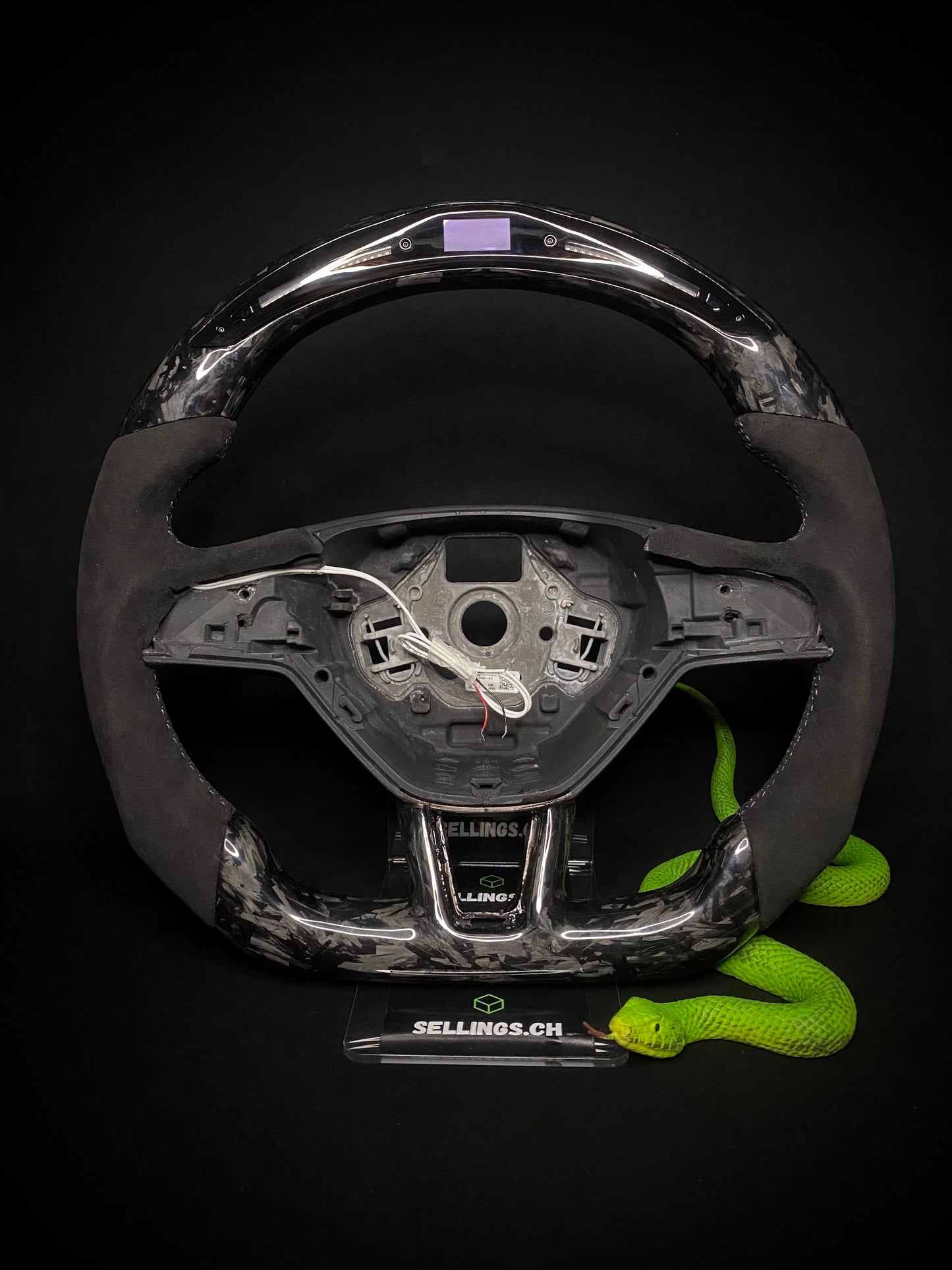 Volant sport Skoda en carbone forgé (LED)