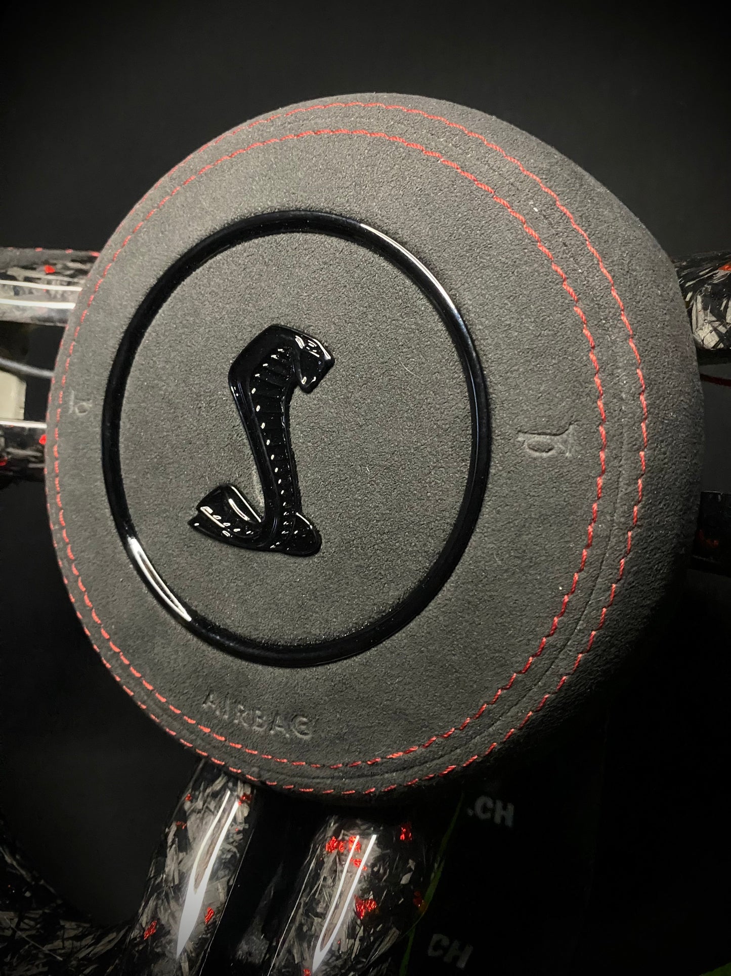 Ford Mustang Sports Steering Wheel Forged Carbon Color Splitter (LED)