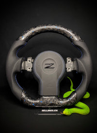 Volant sport Nissan 350z en carbone forgé et paillettes de couleur