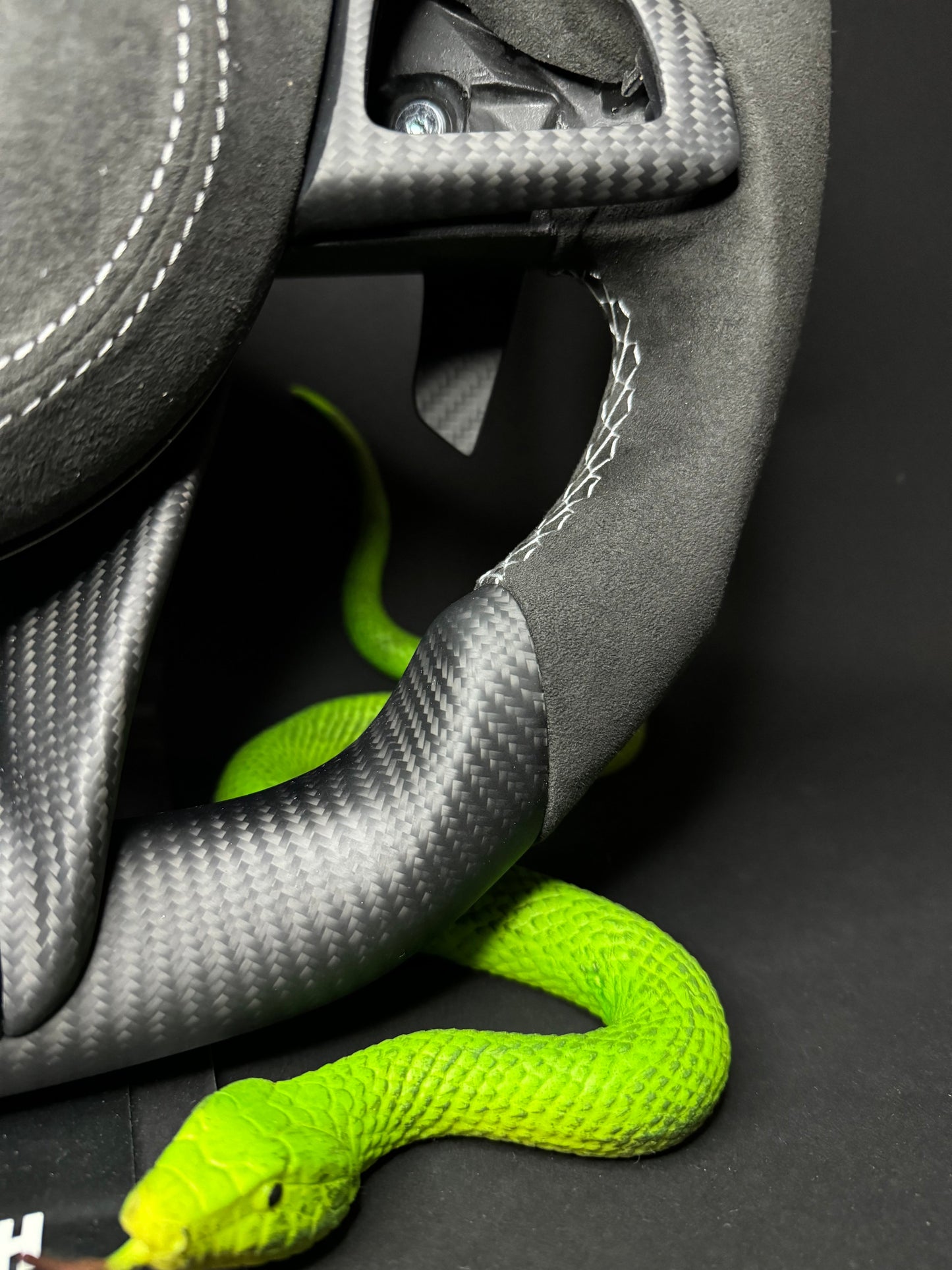Volant Sport Mercedes AMG Carbone Mat (LED)