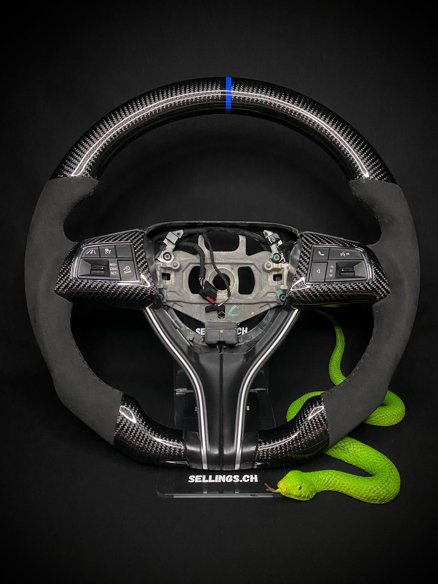 Maserati Sportlenkrad Carbon (LED)